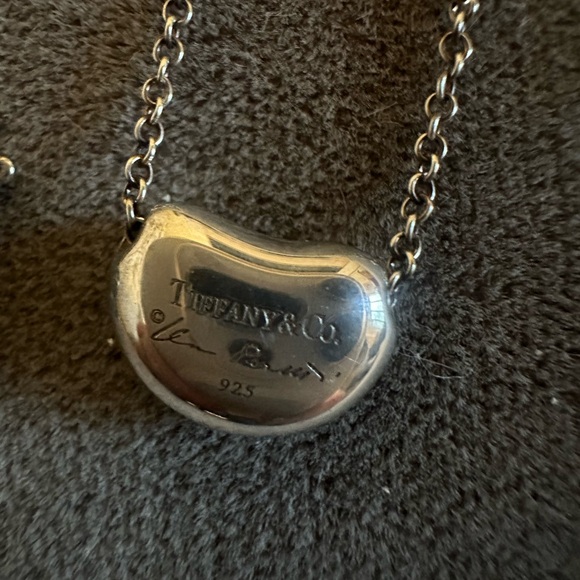 Elsa Peretti By Tiffany & Co Sterling Silver Bean Necklace 16” w/ Pouch - Picture 9 of 10